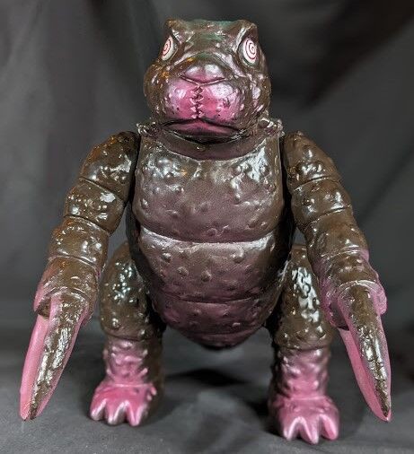 サソギラス（マーミット）ビニールパラダイス「マグマ大使」登場怪獣