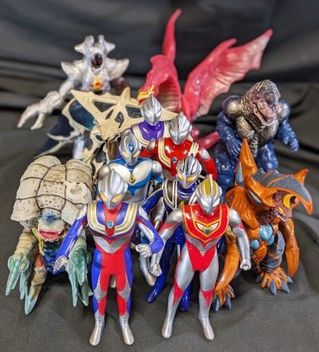 ウルトラマンティガ・ダイナ・ガイア＆登場怪獣・宇宙人（バンダイ