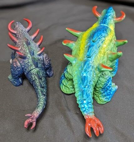 マグネドン（ブルマァク復刻・ポピーキングザウルス）ソフビ2体セット