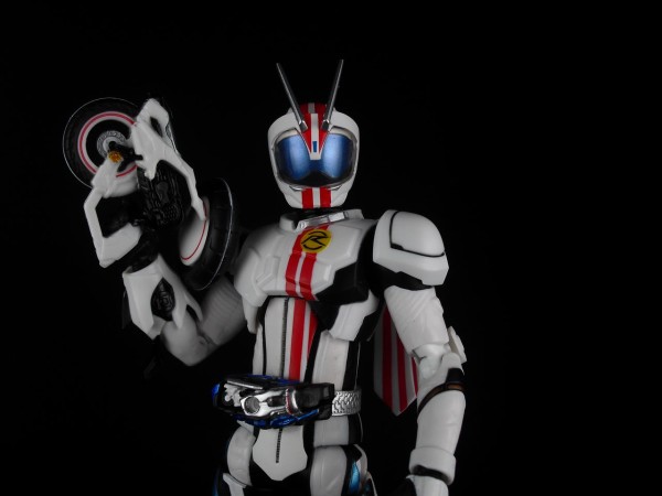 レビュー】S.H.フィギュアーツ 仮面ライダーマッハ : dark's toy