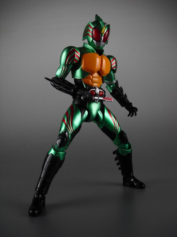 レビュー】S.H.フィギュアーツ 仮面ライダーアマゾンオメガ(Amazon限定