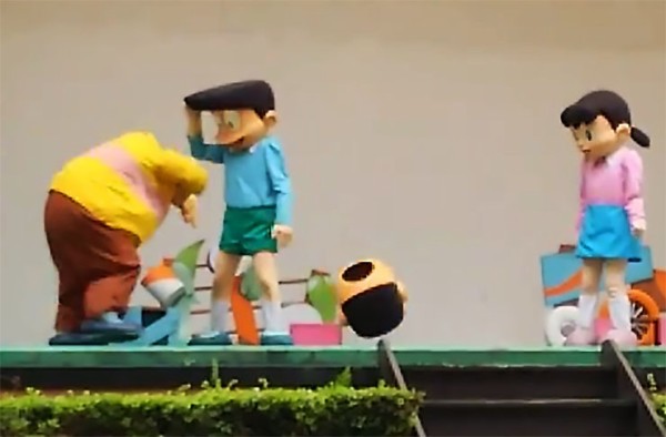 大事故動画 ドラえもんショーで前代未聞の最悪ハプニング発生wwwwwwwwwwwwwwww はれぞう