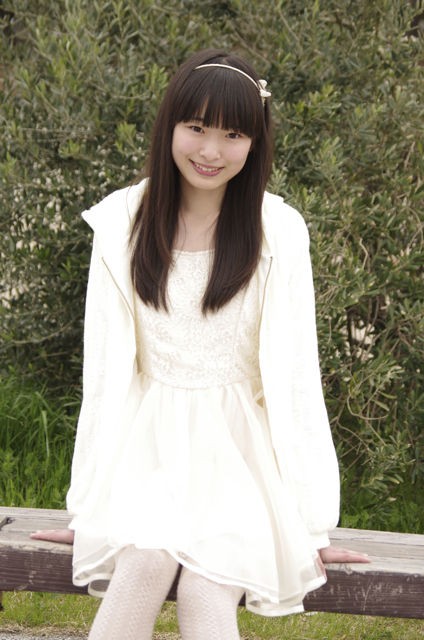 芹沢希 1 Dd0ne Cafe