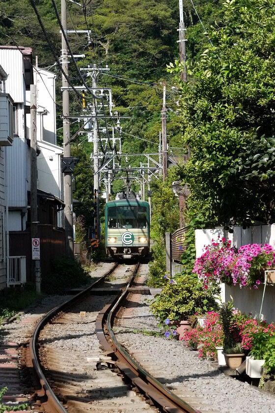 還暦！江ノ電305形 : 東京おとなガレージ