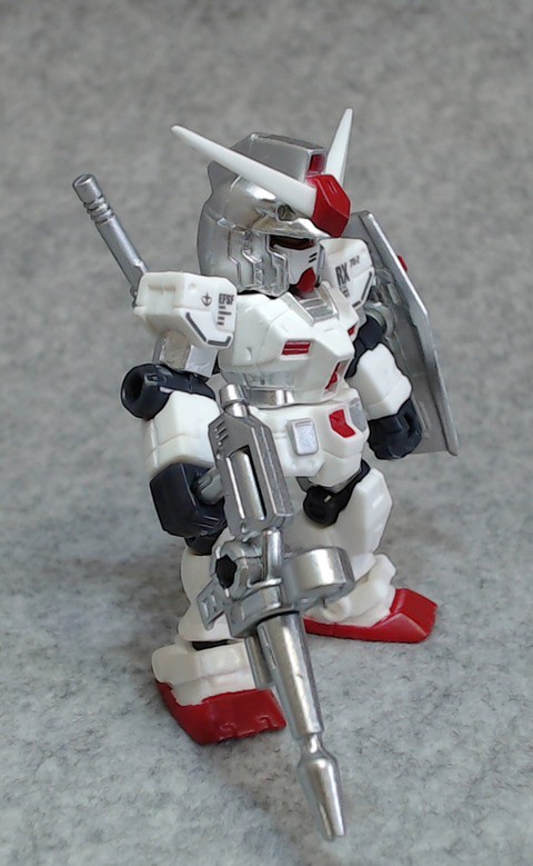 ガンダム モビルスーツアンサンブル 00 : 何かブンドド