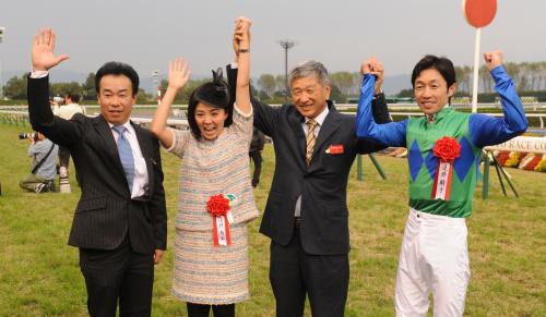 トーセンラー生産 社台ｆ吉田代表 有馬に登録 武豊 ジョッキーは 今なら京都以外でも走れそうと言っていた ハロン棒ch 競馬まとめ