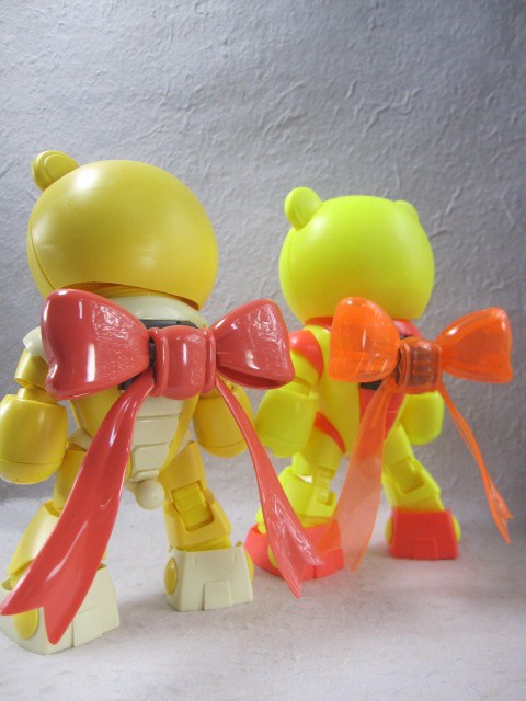 BANDAI - HG 1/144 ネオンベアッガイⅢ（さん） /ベアッガイⅢ（さん） Amazon | HG 1/144 ネオンベアッガイ III (ガンダムビルド