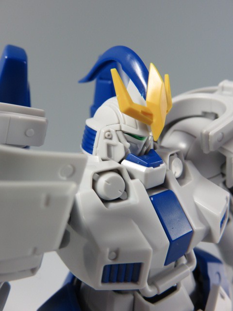 MGトールギスIII 破損　欠品あり 完成品 MG トールギスⅢ - メルカリ