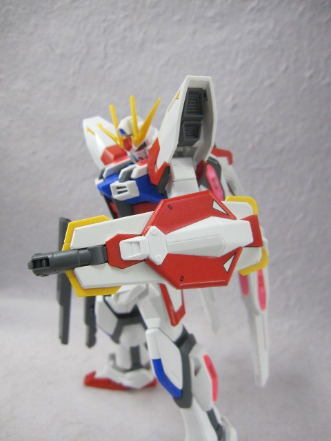 Hgbf スタービルドストライクガンダム プラフスキーウイング レビュー デンデロの消失