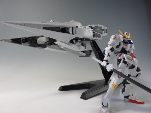 HGIBO ガンダムバルバトス＆長距離輸送ブースター クタン参型