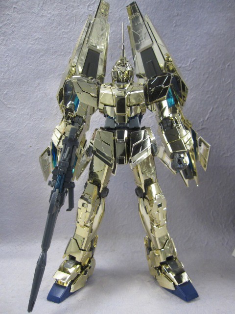MG ユニコーンガンダム3号機フェネクス Amazon | MG 1/100 RX-0 ユニコーンガンダム3号機 フェネクス