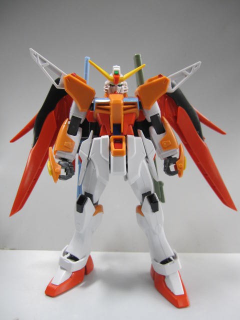 HG デスティニーガンダム （ﾊｲﾈ・ｳﾞｪｽﾃﾝﾌﾙｽ専用機） レビュー