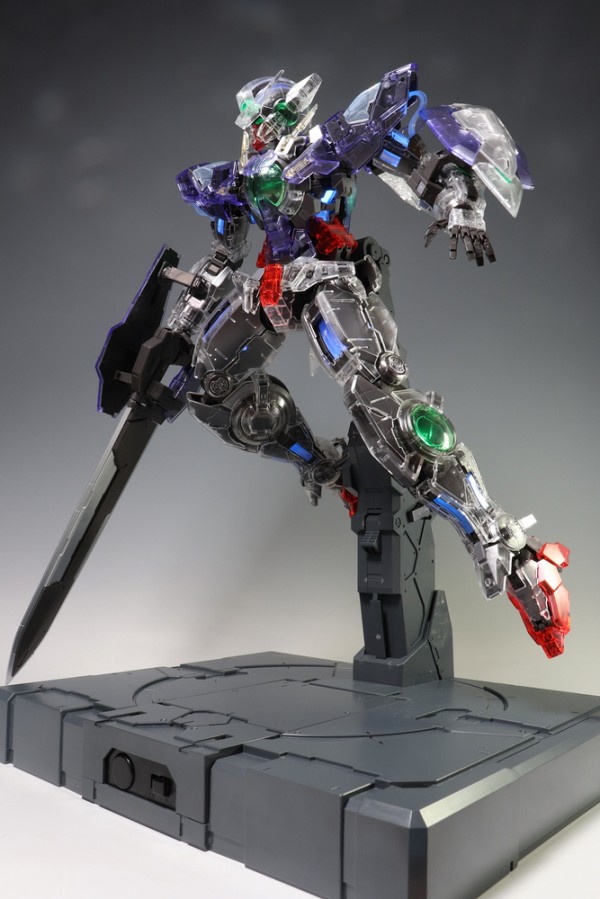 PG ガンダムエクシア クリアカラーボディ レビュー : デンデロの消失