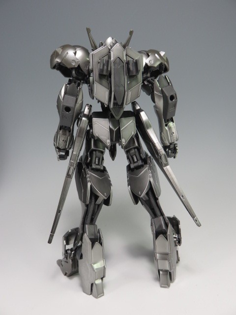 HG 1/144 ガンダムバルバトスルプス [アイアンブラッドコーティング] 鉄血のオルフェンズ［ガンプラ］ Amazon | バンダイ(BANDAI) 【イベント限定】 HG 1/144 ガンダム