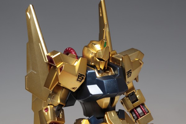 HG 1/144 グリプス戦役スペシャルカラー完成品Z,Mk-Ⅱ,百式3体セット ガンダムベースにてガンプラ「ゼータガンダム」、「百式