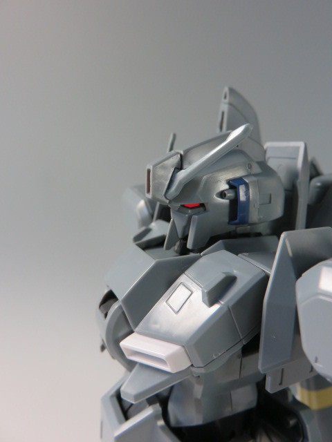 MG ゼータプラス （ユニコーンVer.） MG 1/100 ｾﾞｰﾀﾌﾟﾗｽ(ﾕﾆｺｰﾝVer.)｜プレミアムバンダイ｜バンダイナムコ