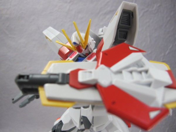 Hgbf スタービルドストライクガンダム プラフスキーウイング レビュー デンデロの消失