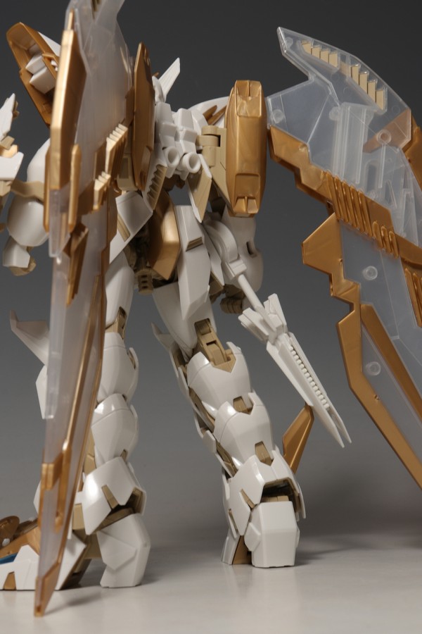 MG ガンダムエピオンEW ［CROSS CONTRAST COLORS / CLEAR WHITE