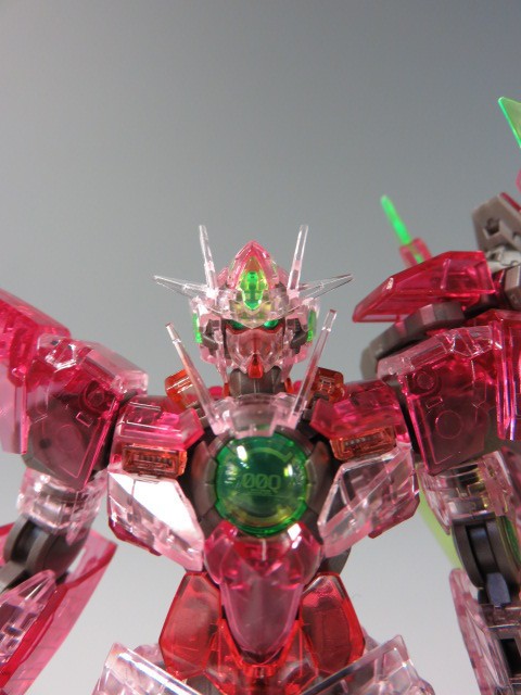 RG ダブルオークアンタ トランザムクリアVer. レビュー
