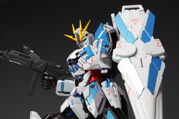 MG ナラティブガンダム C装備 ver.Ka 全塗装済み完成品