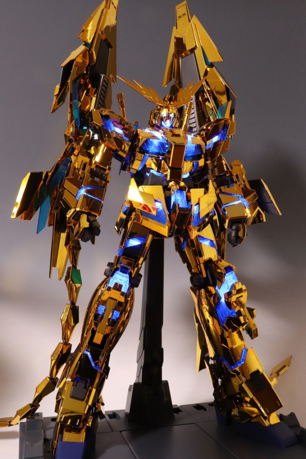 PG ユニコーンガンダム3号機フェネクス（ナラティブVer.）完成編