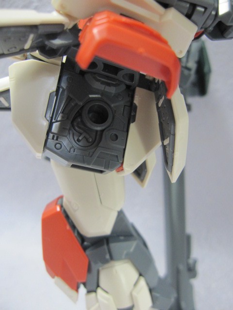 BANDAI - たいよー　MGバスター　デュエル MG バスターガンダム 【仕上編】 – MASTER GRADE CLUB