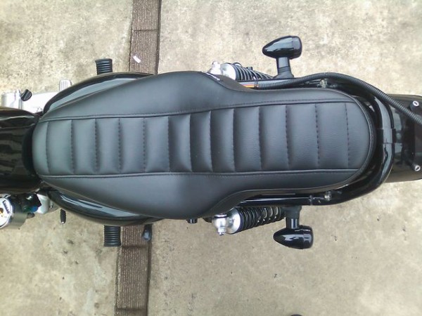 ボルティVolty ガソリンタンク ブラック　メッキエンブレム　比較的美品 ボルティVolty ガソリンタンク ブラック メッキエンブレム 比較的美品