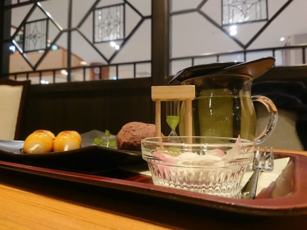 大阪で丸の内を味わう 丸の内cafe会 大阪ちょっとした広報部 大阪で丸の内を味わう 丸の内cafe会 大阪ちょっとした広報部