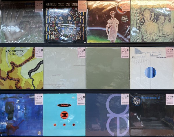 2000年前後 テクノ レコード100枚ちょっと 実家で思いがけず見つかった90年代テクノレコードとの再会｜Timescape