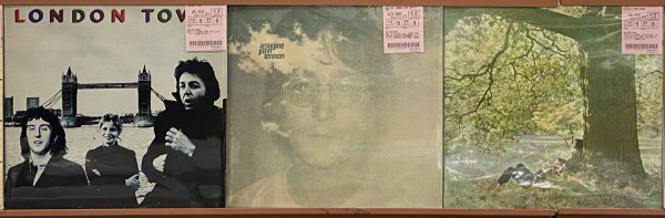 JOHN LENNON,PAUL MCCARTNEY & WINGS のUKオリジナル盤入荷しました