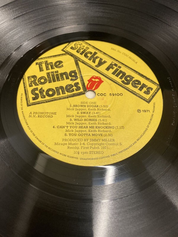 7/25(土)ROLLING STONES 『STICKY FINGERS』中古レコード入荷