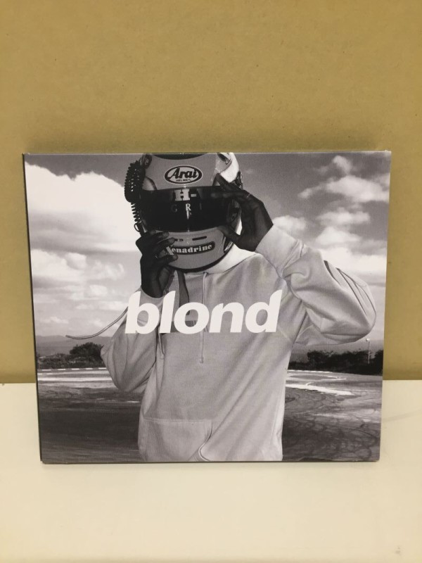 Frank Ocean名盤『BLOND』超稀少ジャケ違いVer.で入荷いたしました