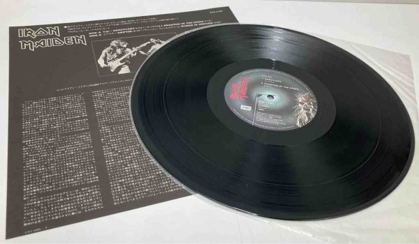アイアン・メイデン】帯付国内盤中古レコードが入荷いたしました