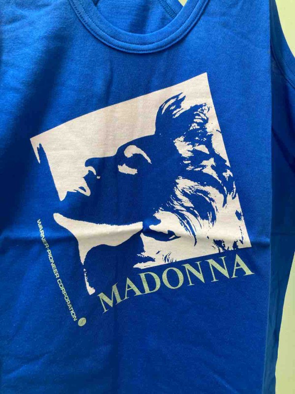 新品　マドンナ 　MUISC　非売品 Tシャツ　LLサイズ レア☆アパレル】MADONNA, YES, エコバニ！バッグ・Tシャツなど入荷