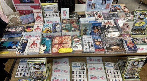 しろ様専用 スターバックスのCDコレクション ピンク