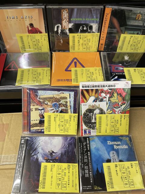 聖飢魔Ⅱ、EARTHSHAKER、ZIGGYらジャパニーズメタル80点以上お