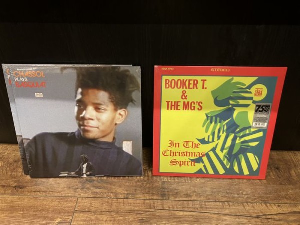 Tems / Born in the Wild アナログ ◎8/14(火)新譜入荷情報 : ディスク