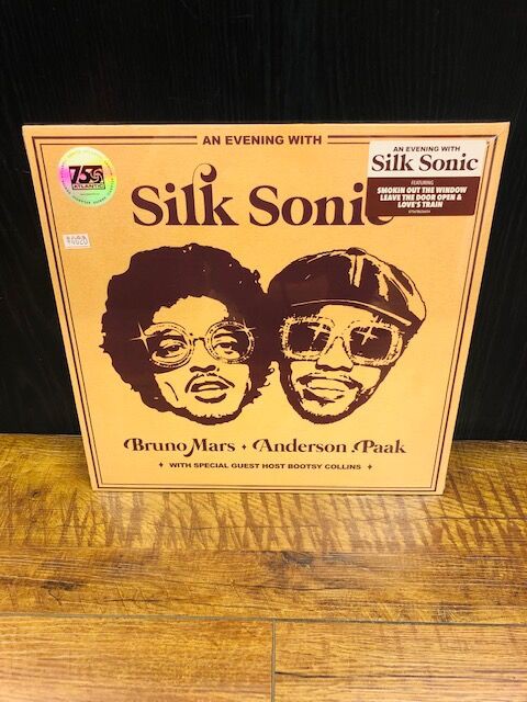 silk sonic Leave The Door Open 7インチ（Watch Silk Sonic
