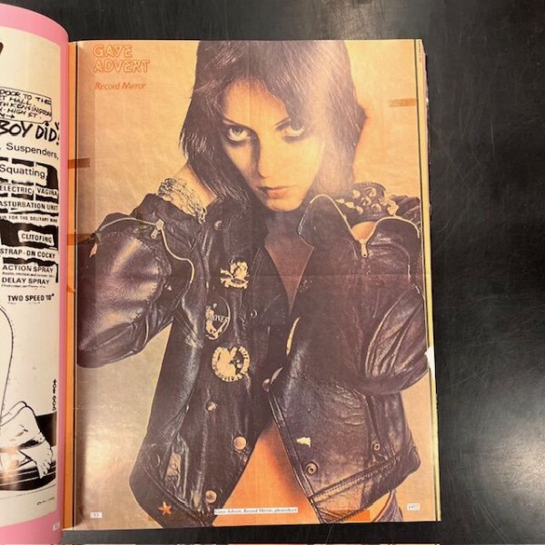 希少】PUNK写真集まとめて入荷！ : CD・レコード 販売/買取 ディスク