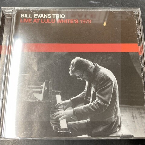 中古JAZZ/CD】ビルエヴァンスの廃盤CDとCDボックスとが入荷