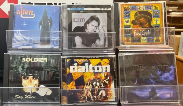 UNIVERSE 輸入盤CD 中古美品 6月16日 (金) 中古CD新着 - HR/HM 旧規格CD レア盤入荷