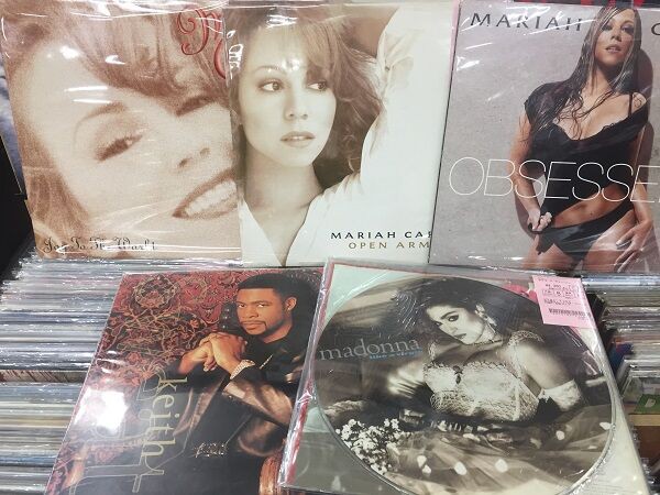 □11/19(土) R&B USED LP/12