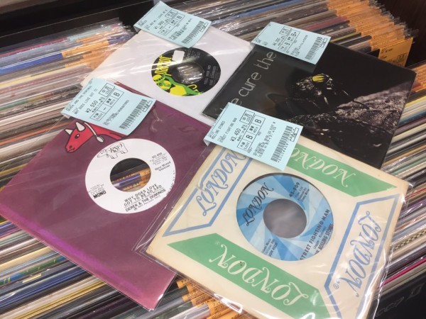 8/4(金) 中古レコード新入荷情報】UK/US-ORIGINAL盤まとまって入荷