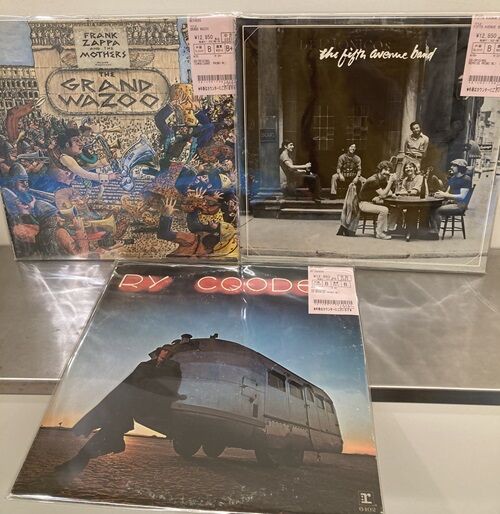 12/16(月)人気タイトルがズラリ！ 洋楽ロック オリジナル盤100枚ほど