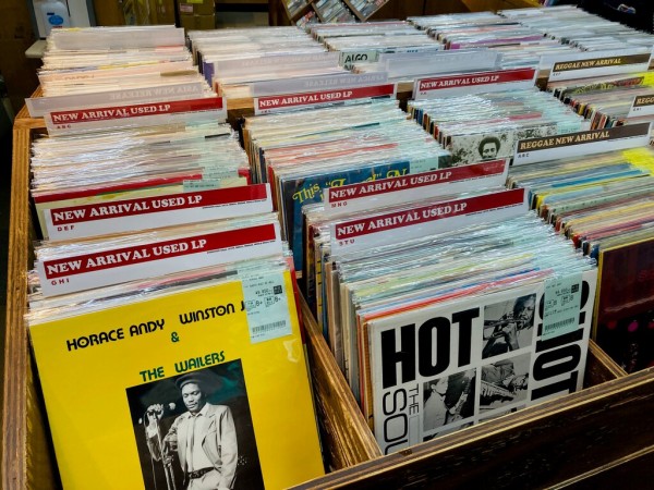 20-60代 人気ファッションブランド REGGAE】-中古レコード- 怒涛の300枚！レゲエ中古LPと10、12 洋楽