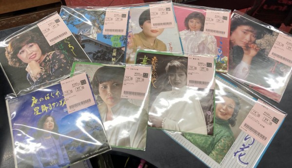 2026年3月7日(土) 新着中古品入荷情報② 7インチレコード300点以上入荷