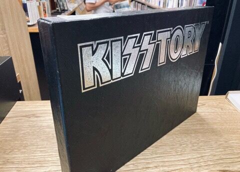 最終価格‼️ KISS サイン入りフォト‼️ Kiss Autographs authentic signed photo Full band signatures