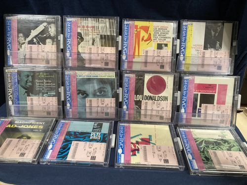 Man 円盤.DVD.CD まとめ売り それいけ! エガちゃんマン DVD 全2巻セット - メルカリ