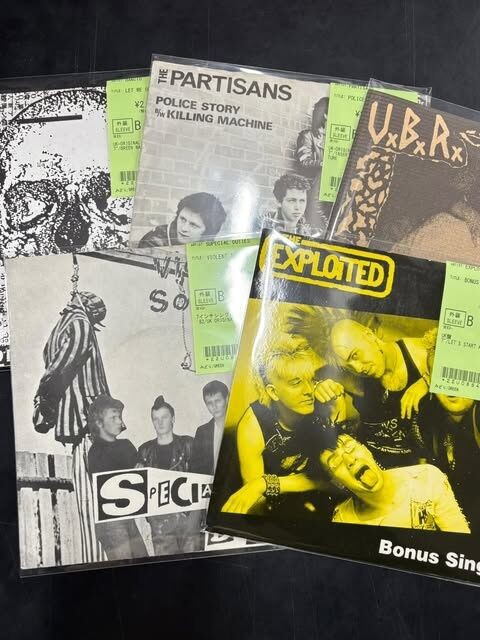 80'S PUNK & HARD CORE中心に7INCH入荷!! : ディスクユニオン新宿