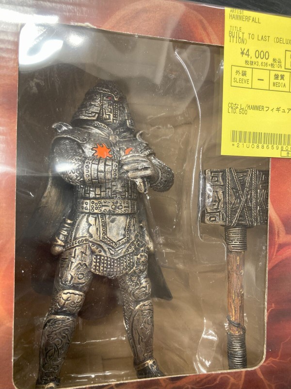 SWEパワーメタルバンド、HAMMERFALLの「HECTOR」レアフィギュアが中古